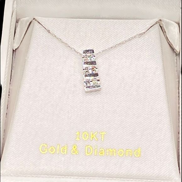 10k gold genuine 6 diamond pendant 16” chain marked yesterday today tomorrow - Picture 2 of 11